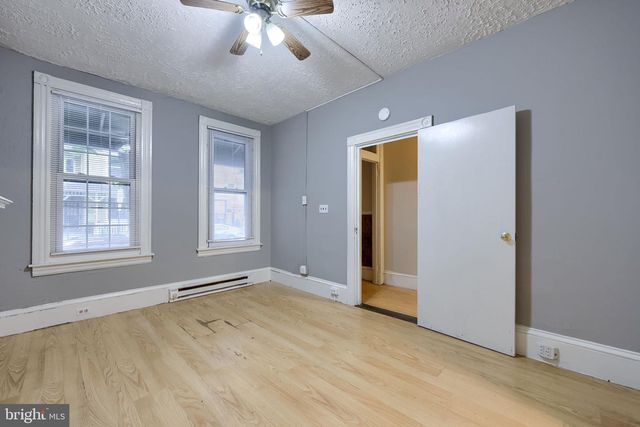 437 LANCASTER AVE, Lancaster, PA 17603
