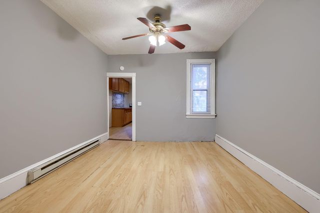 437 LANCASTER AVE, Lancaster, PA 17603