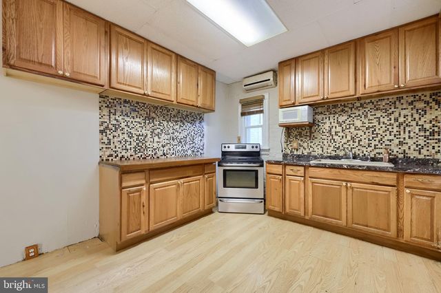 437 LANCASTER AVE, Lancaster, PA 17603
