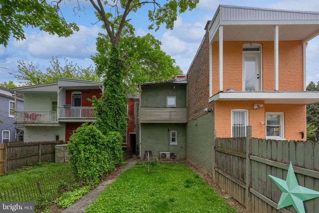 437 LANCASTER AVE, Lancaster, PA 17603