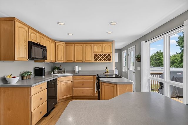 38 Brown Ave, Lunenburg, MA 01462