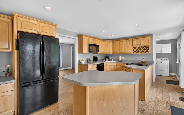 38 Brown Ave, Lunenburg, MA 01462