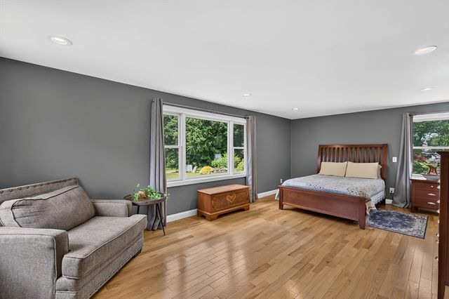 38 Brown Ave, Lunenburg, MA 01462