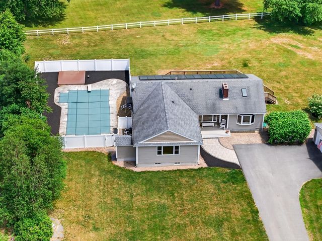 38 Brown Ave, Lunenburg, MA 01462