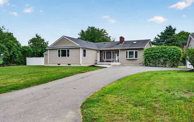38 Brown Ave, Lunenburg, MA 01462