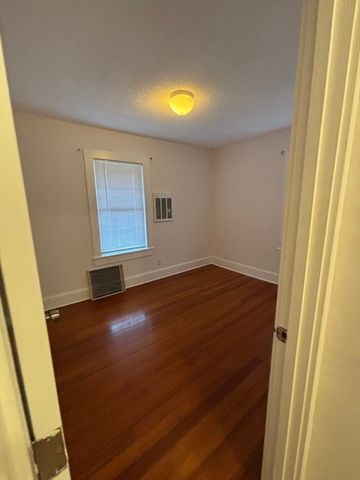 53 Archdale Rd 53, Boston, MA 02131