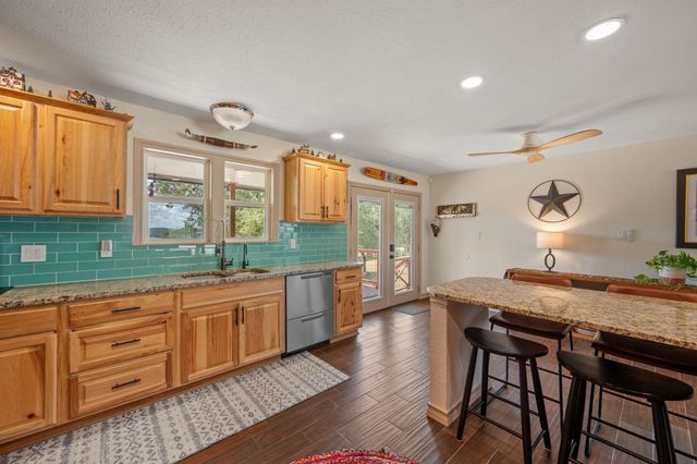 21201 Palomino CV, Lago Vista, TX 78645