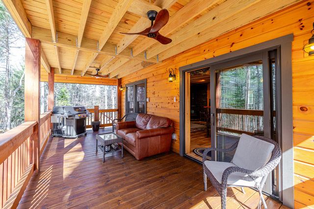 45 Cayuga Trail, Jay, NY 12941