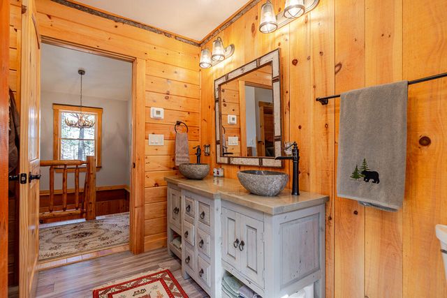 45 Cayuga Trail, Jay, NY 12941