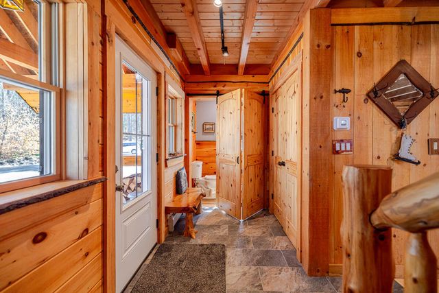 45 Cayuga Trail, Jay, NY 12941