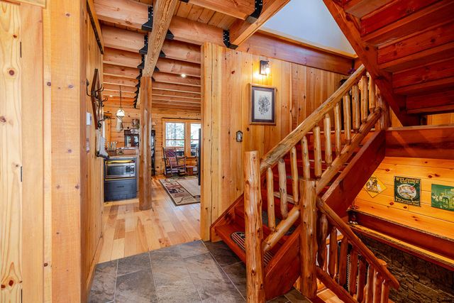 45 Cayuga Trail, Jay, NY 12941