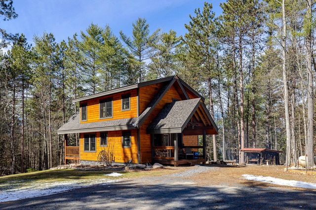 45 Cayuga Trail, Jay, NY 12941