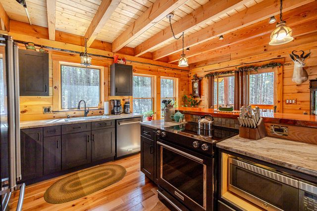 45 Cayuga Trail, Jay, NY 12941