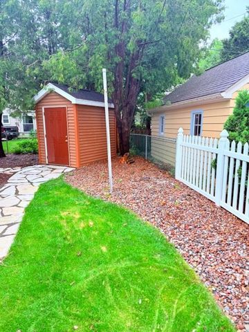 312 CONGRESS STREET, Neenah, WI 54956