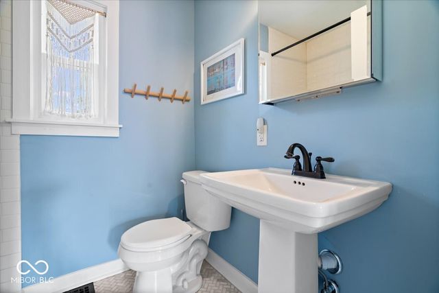 3868 Ruckle Street, Indianapolis, IN 46205