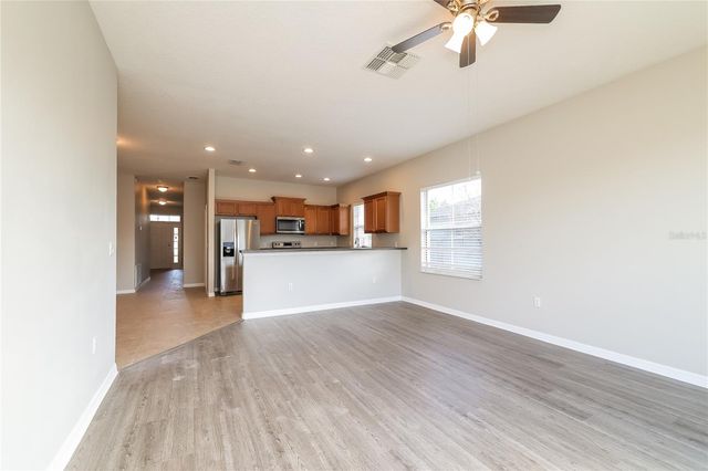 324 ALEGRIANO COURT, Kissimmee, FL 34758