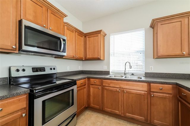 324 ALEGRIANO COURT, Kissimmee, FL 34758