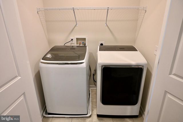 7551 CLAYTON AVE, Coopersburg, PA 18036