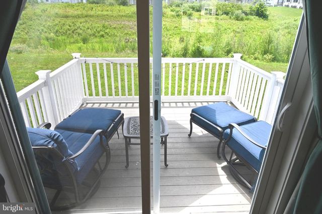 7551 CLAYTON AVE, Coopersburg, PA 18036