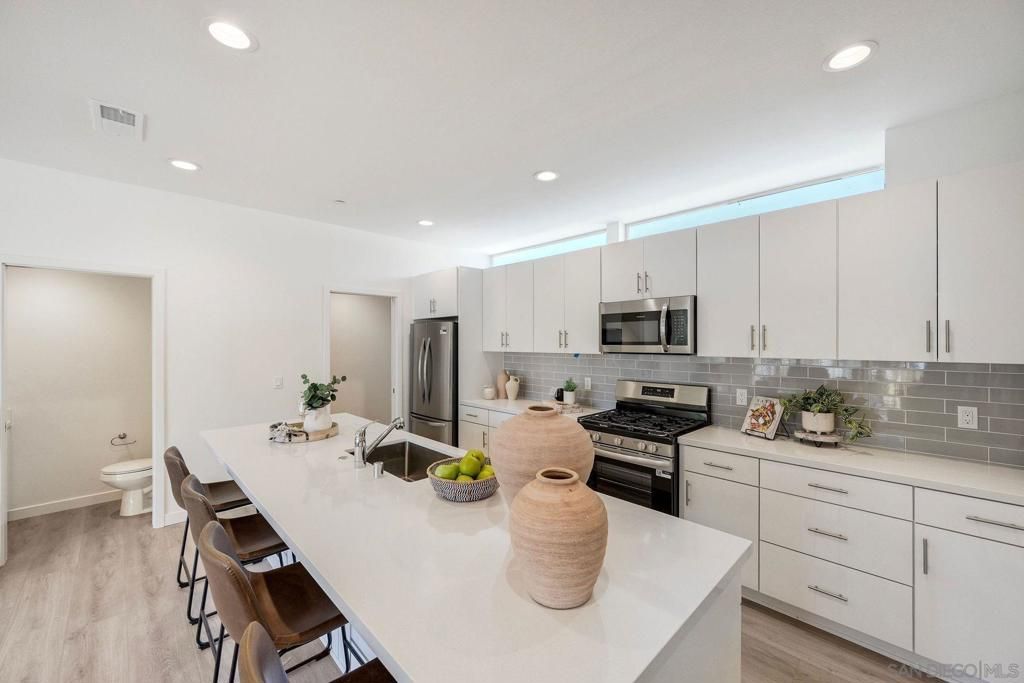 2250 Calle Chanate, San Diego, CA 92139 — photo 3