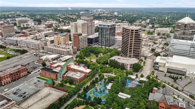 201 Elm Street 401, Greensboro, NC 27401