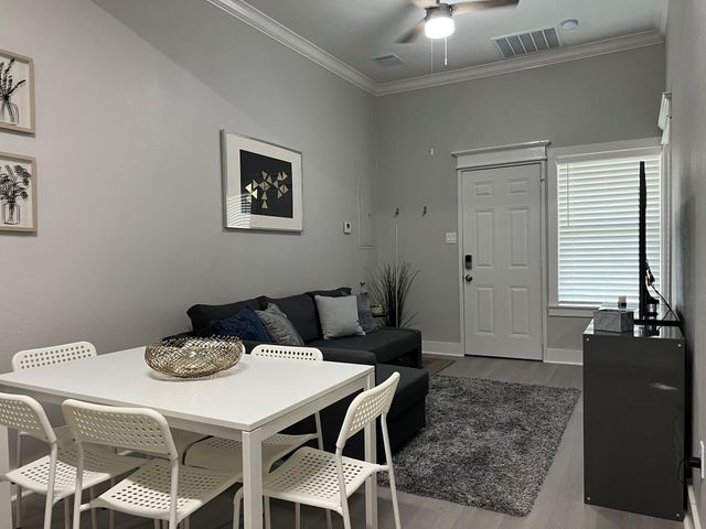 220 Redan Street A, Houston, TX 77009