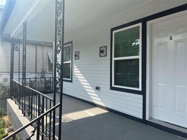 220 Redan Street A, Houston, TX 77009