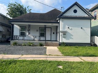 220 Redan Street A, Houston, TX 77009
