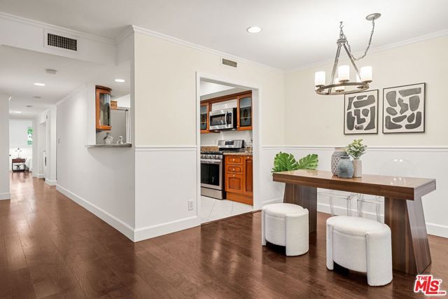 4542 Willis Avenue 103, Sherman Oaks, CA 91403