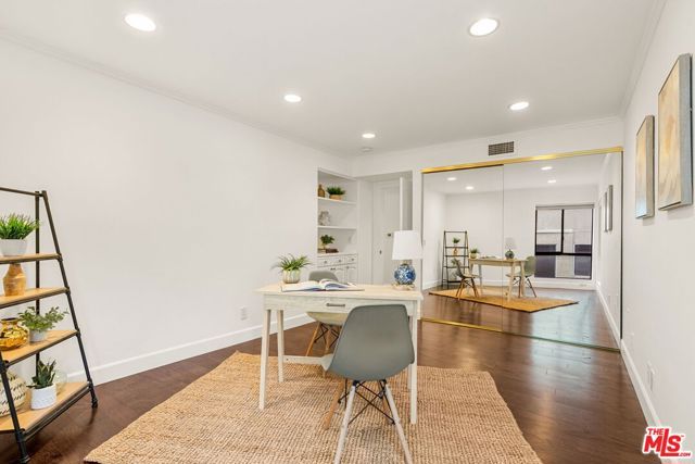 4542 Willis Avenue 103, Sherman Oaks, CA 91403