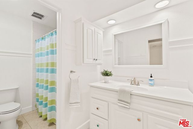 4542 Willis Avenue 103, Sherman Oaks, CA 91403