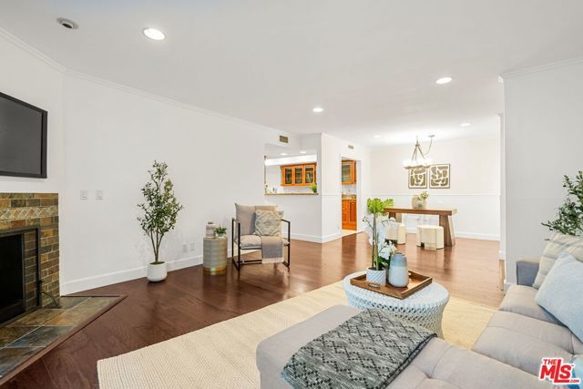 4542 Willis Avenue 103, Sherman Oaks, CA 91403