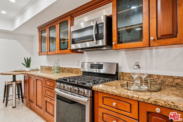 4542 Willis Avenue 103, Sherman Oaks, CA 91403