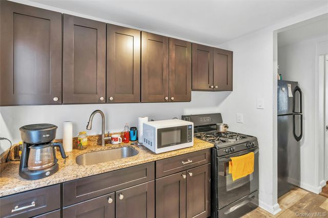 241 Rosevale Avenue, Ronkonkoma, NY 11779