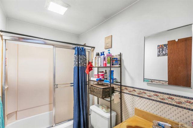 241 Rosevale Avenue, Ronkonkoma, NY 11779