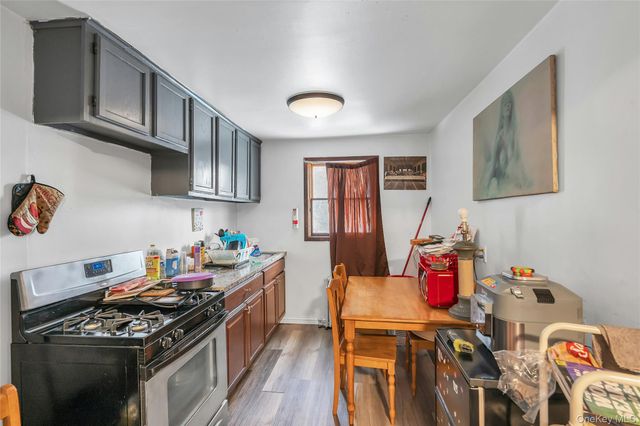 241 Rosevale Avenue, Ronkonkoma, NY 11779