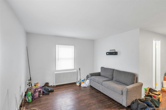 241 Rosevale Avenue, Ronkonkoma, NY 11779