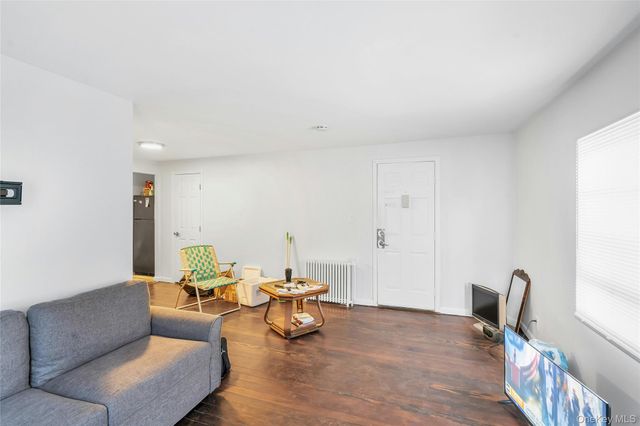 241 Rosevale Avenue, Ronkonkoma, NY 11779