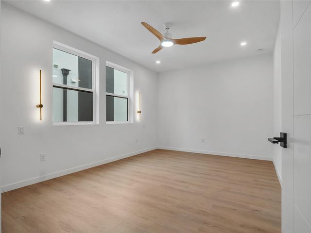 2114 4TH STREET S 7, St Petersburg, FL 33705