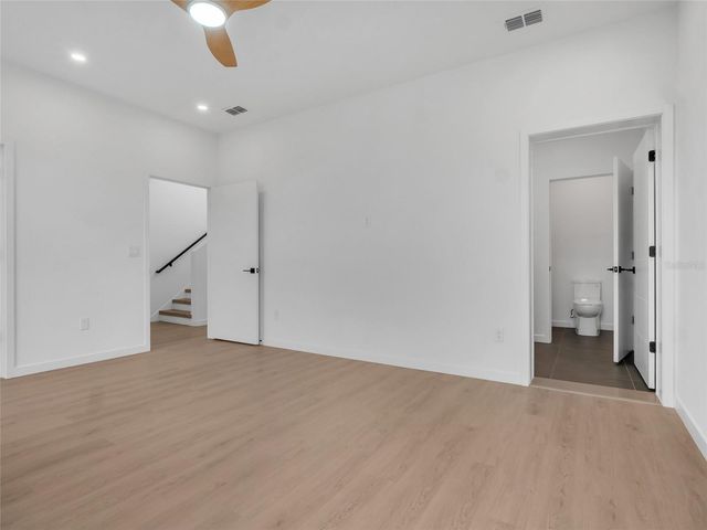 2114 4TH STREET S 7, St Petersburg, FL 33705
