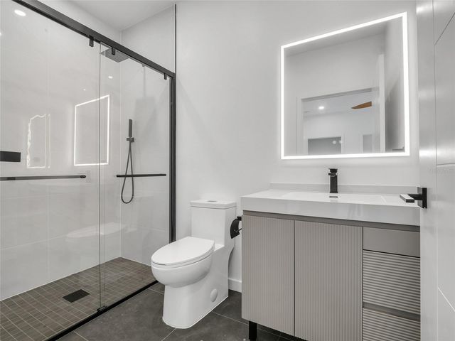 2114 4TH STREET S 7, St Petersburg, FL 33705