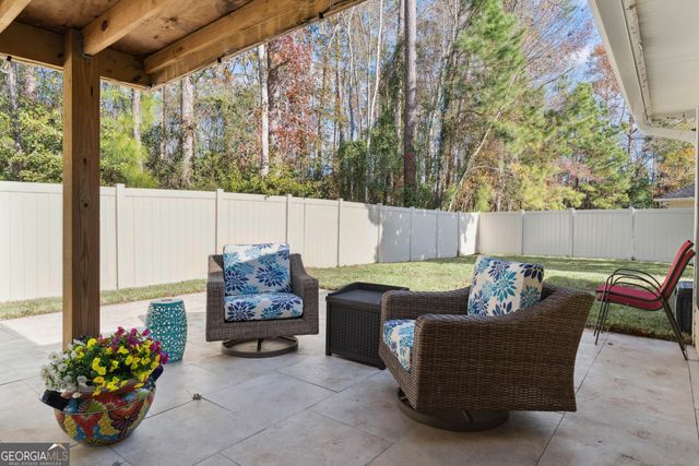 157 Country Walk Circle, Brunswick, GA 31525