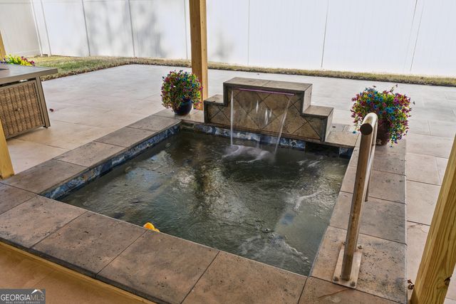 157 Country Walk Circle, Brunswick, GA 31525