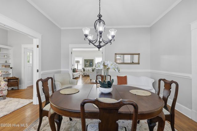 1105 W Church Street, Elizabeth City, NC 27909