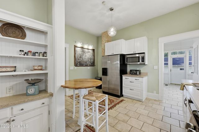 1105 W Church Street, Elizabeth City, NC 27909