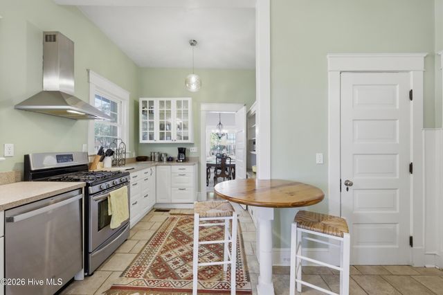 1105 W Church Street, Elizabeth City, NC 27909