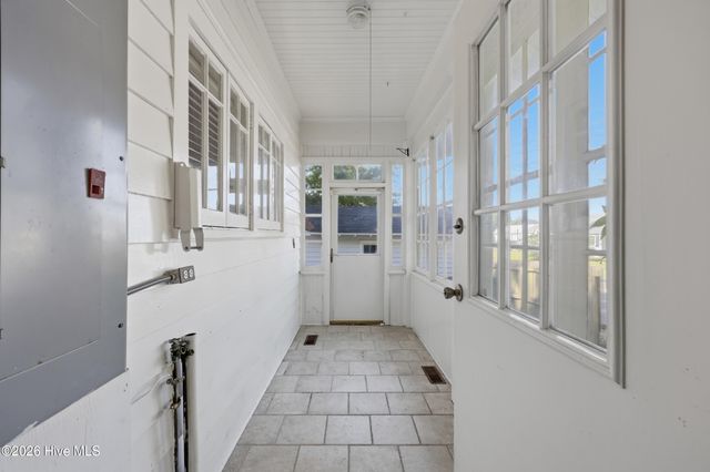 1105 W Church Street, Elizabeth City, NC 27909