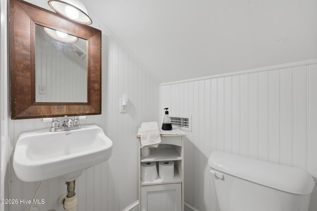 1105 W Church Street, Elizabeth City, NC 27909