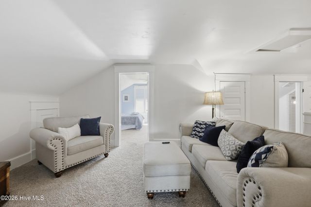 1105 W Church Street, Elizabeth City, NC 27909