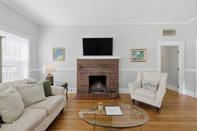 1105 W Church Street, Elizabeth City, NC 27909